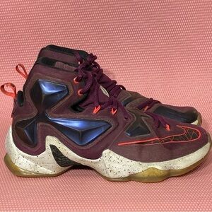 Nike Unisex LeBron 13 Written in the Stars Maroon Basketball Shoes Sz  M8 & W9.5